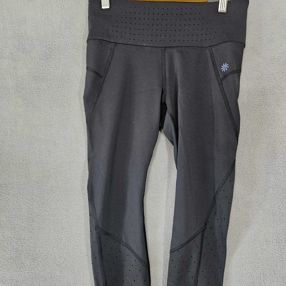 Athleta Athletic Womens Size Small S Capris Crop Black Leggings Dots